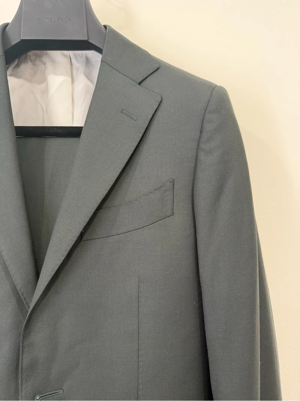 Suitsupply selling this